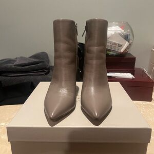 Marc fisher LTD boots